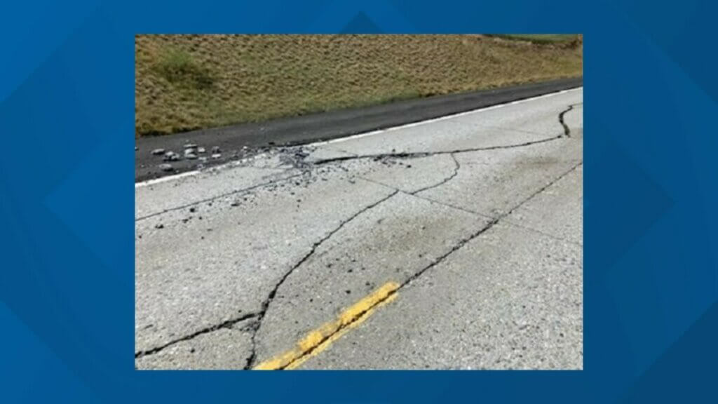 Highway 195 S in WA pavement buckling